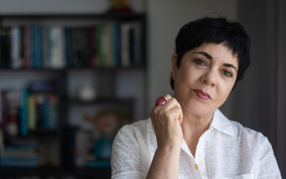 פסיפס ספרותי - שירה וסיפורת תחנות וצמתים, מרצה: פרופ' רוחמה אלבג