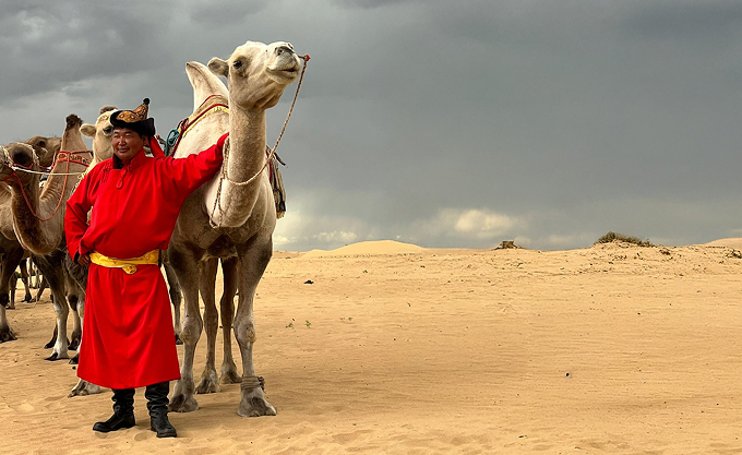 ממזרח למערב - מונגוליה