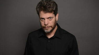 שישי אקטואלי, מרצה: שי גולדן