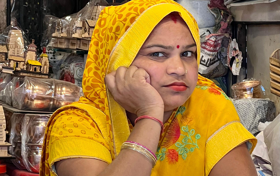 ממזרח למערב - מומביי