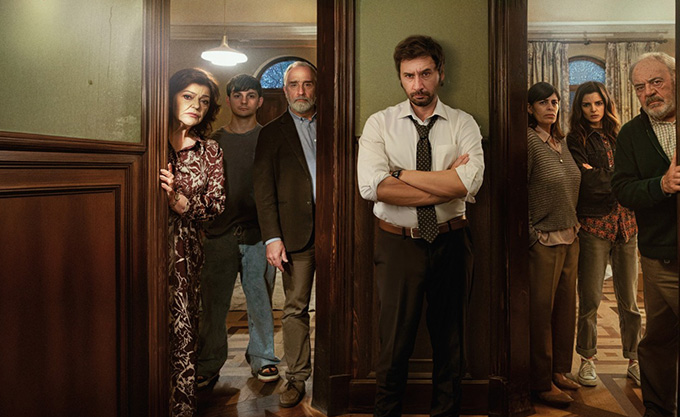 טרום בכורה בקולנוע - מי בעד