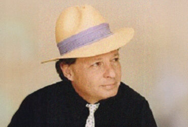 שרים ביחד - מוצי אביב